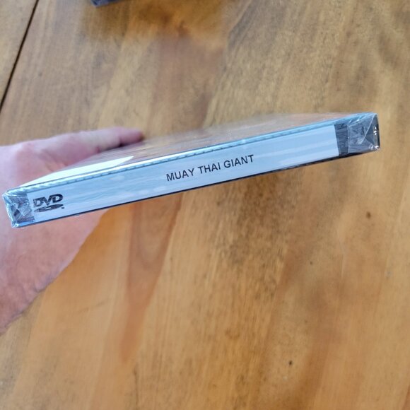 Muay Thai Giant (DVD, 2008) NEW - Picture 3 of 3